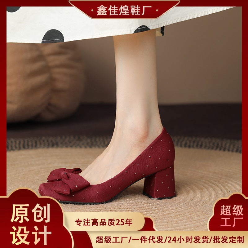 Giày Cao Gót Diamond Bow Square Toe High Heels Burgundy - Image 2